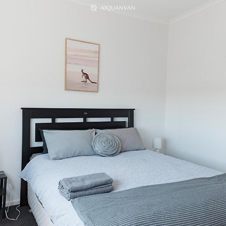 Coorong Island Retreat - Farm Stay At Pet Friendly Property Meningie Εξωτερικό φωτογραφία