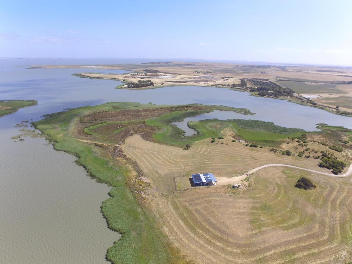 Coorong Island Retreat - Farm Stay At Pet Friendly Property Meningie Εξωτερικό φωτογραφία